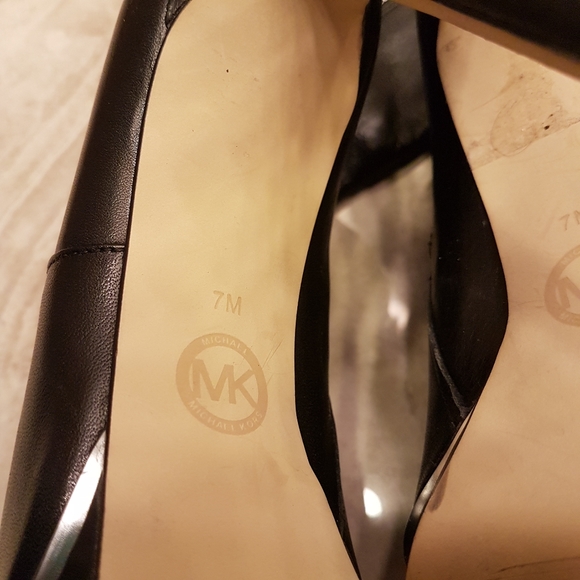 Michael Kors boots 7M - Picture 4 of 16